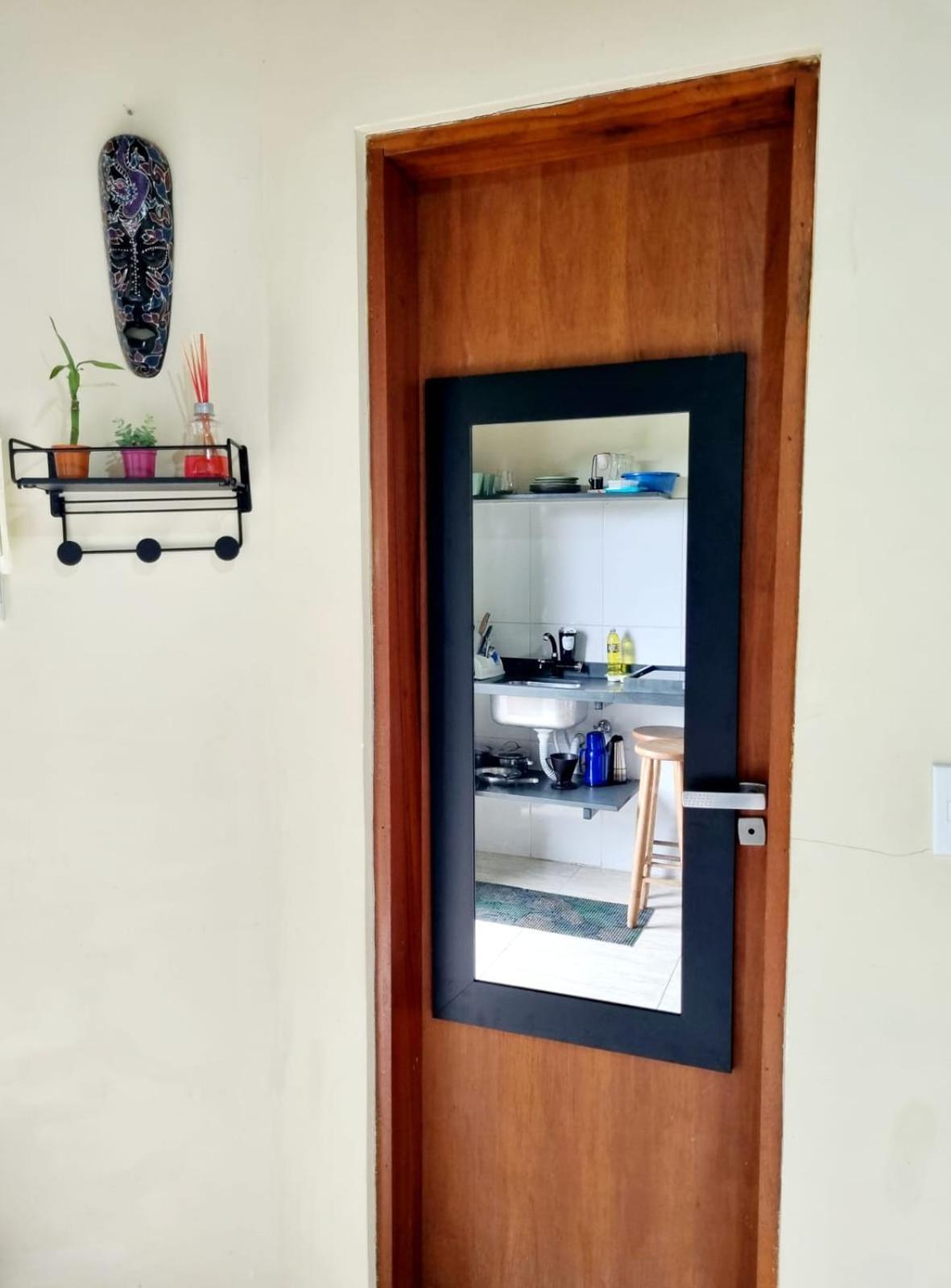 Burung Flats Itamambuca - Hospedagem Com Vista Para O Mar Ubatuba Ngoại thất bức ảnh