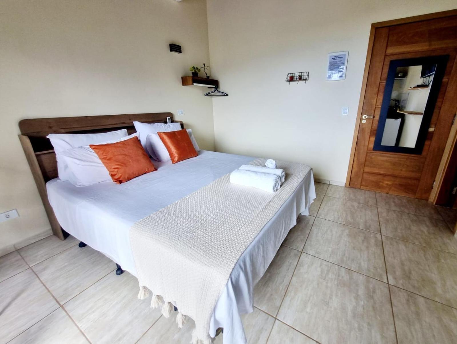 Burung Flats Itamambuca - Hospedagem Com Vista Para O Mar Ubatuba Ngoại thất bức ảnh